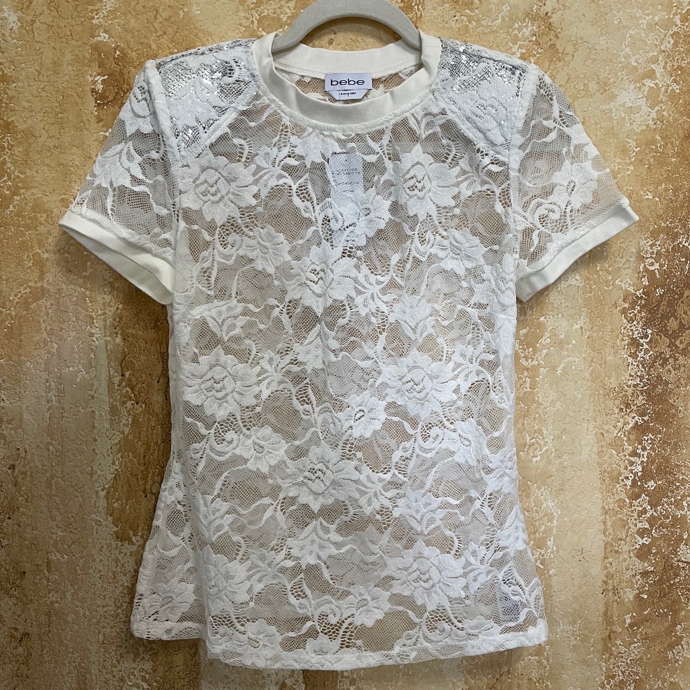 Allover lace short sleeve tee